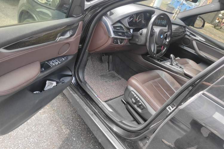 Used BMW X5 2017 xDrive35i M Sport Edition Driver Seat