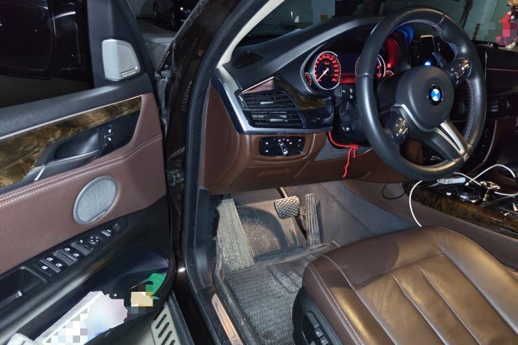 Used BMW X5 2017 xDrive35i Elegant Edition Driver Seat