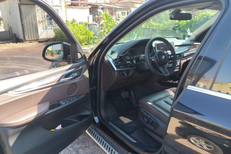 Used BMW X5 2017 xDrive35i Elegant Edition Driver Seat