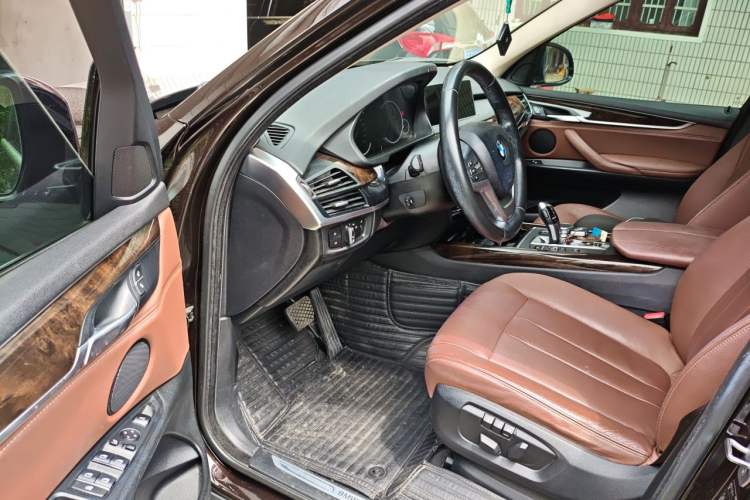 Used BMW X5 2017 xDrive28i Driver Seat