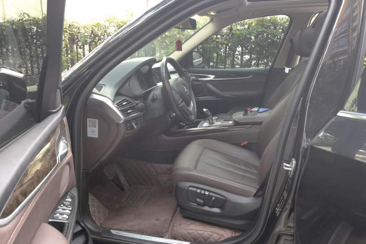 Used BMW X5 2017 xDrive28i Driver Seat