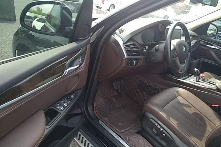 Used BMW X5 2017 xDrive28i Driver Seat