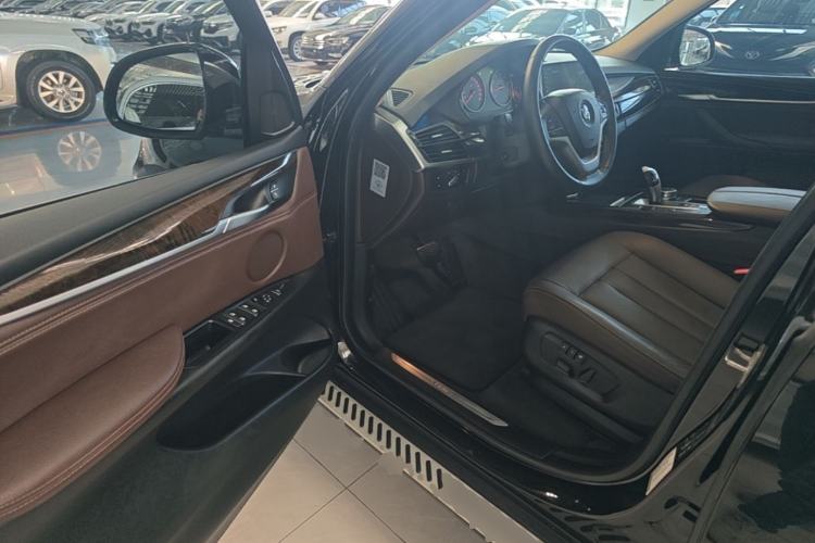 Used BMW X5 2017 xDrive28i Driver Seat