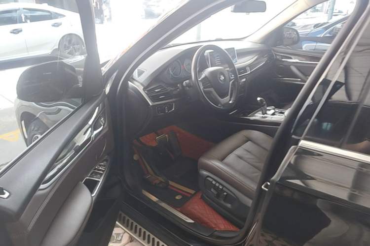 Used BMW X5 2017 xDrive28i Driver Seat
