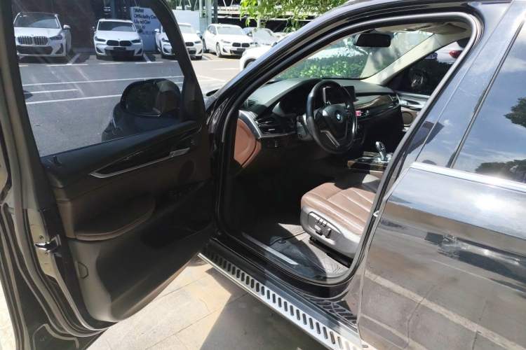 Used BMW X5 2017 xDrive28i Driver Seat
