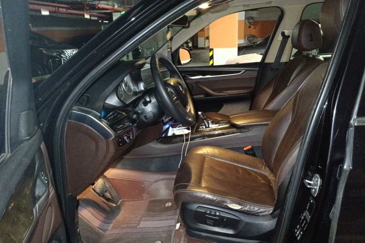Used BMW X5 2017 xDrive28i Driver Seat
