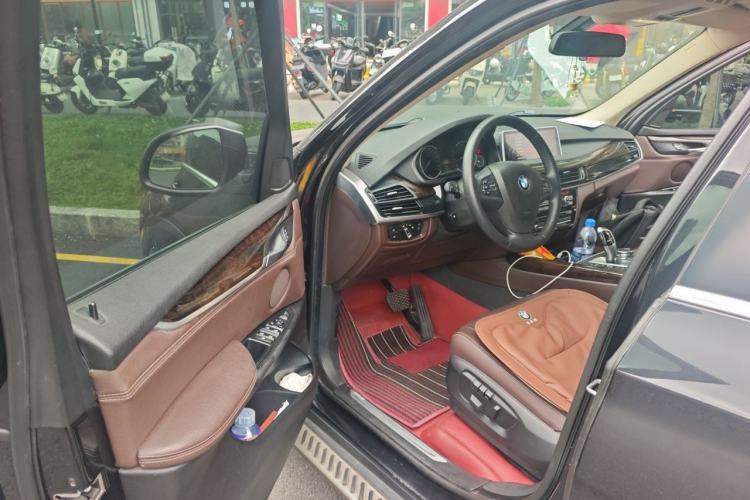 Used BMW X5 2017 xDrive35i Elegant Edition Driver Seat