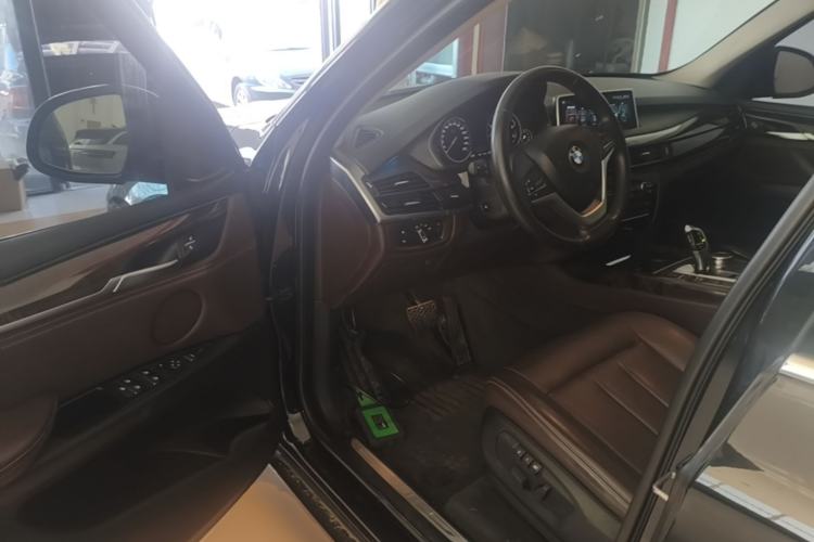 Used BMW X5 2017 xDrive28i Driver Seat