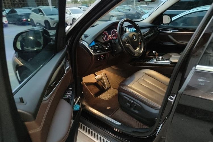 Used BMW X5 2017 xDrive28i Driver Seat