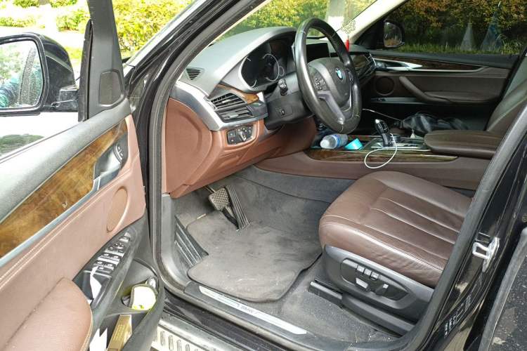 Used BMW X5 2017 xDrive28i Driver Seat