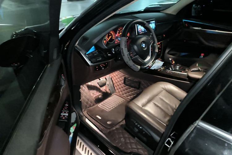 Used BMW X5 2017 xDrive35i Elegant Edition Driver Seat