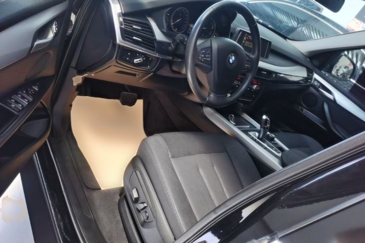 Used BMW X5 2017 xDrive35i Standard Model U.S. Specification Driver Seat