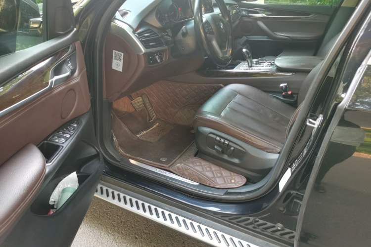 Used BMW X5 2017 xDrive28i Driver Seat