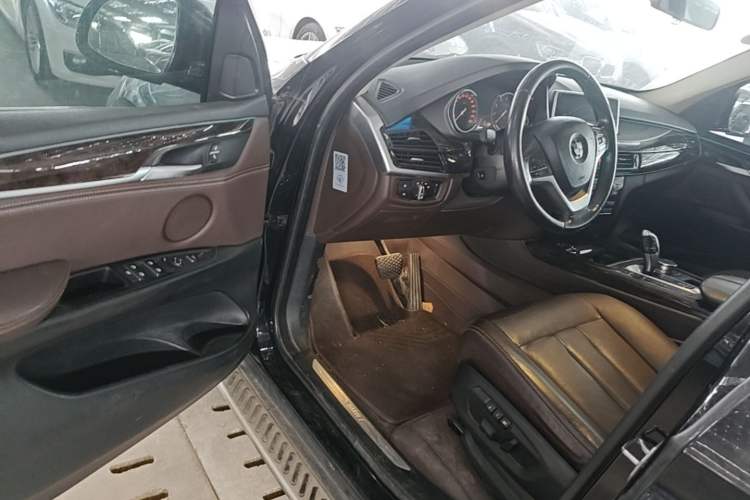 Used BMW X5 2017 xDrive28i Driver Seat