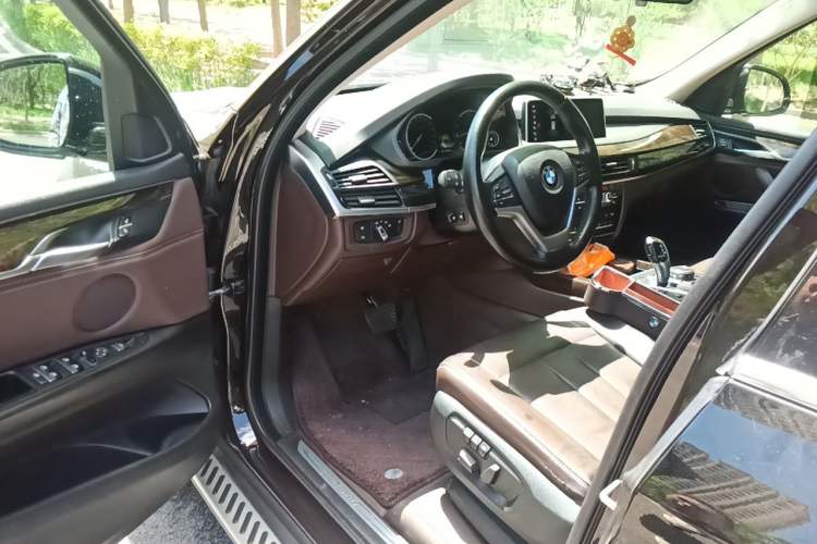Used BMW X5 2017 xDrive28i Driver Seat