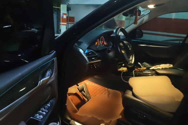 Used BMW X5 2017 xDrive35i Luxury Edition Driver Seat