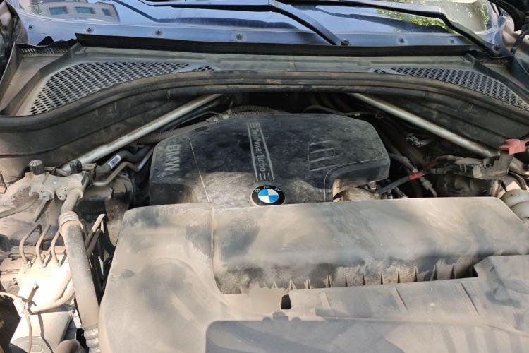 Used BMW X5 2017 xDrive28i Engine Bay