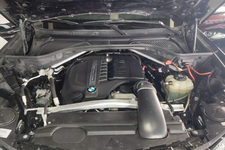 Used BMW X5 2017 xDrive35i Elegant Edition Engine Bay