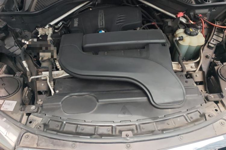 Used BMW X5 2017 xDrive28i Engine Bay