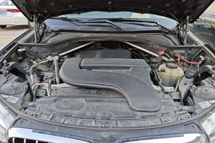 Used BMW X5 2017 xDrive28i Engine Bay