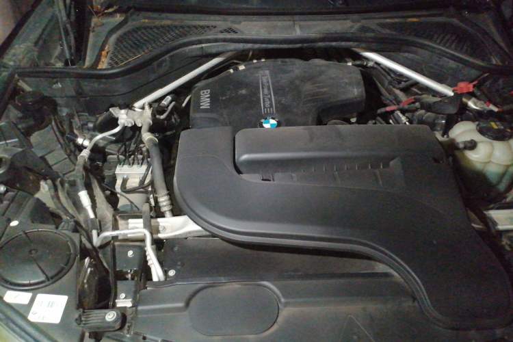 Used BMW X5 2017 xDrive28i Engine Bay