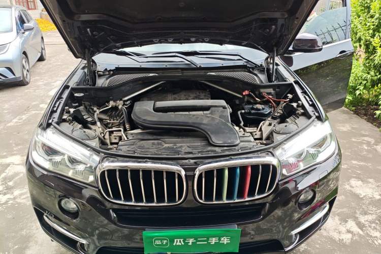 Used BMW X5 2017 xDrive28i Engine Bay