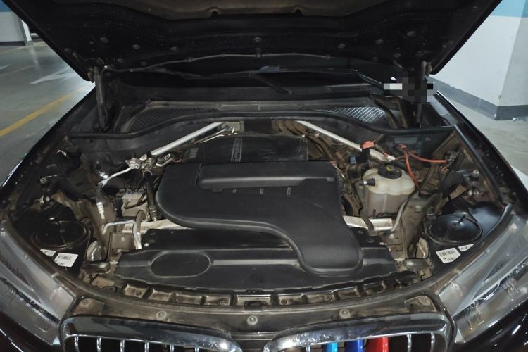 Used BMW X5 2017 xDrive28i Engine Bay
