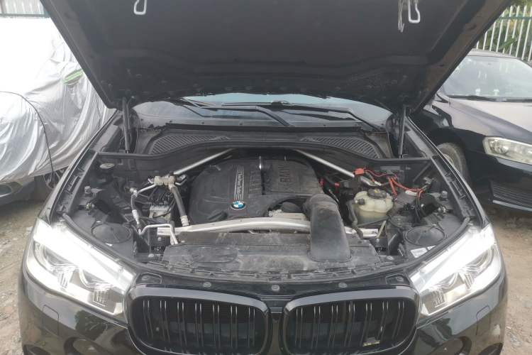 Used BMW X5 2017 xDrive35i Elegant Edition Engine Bay