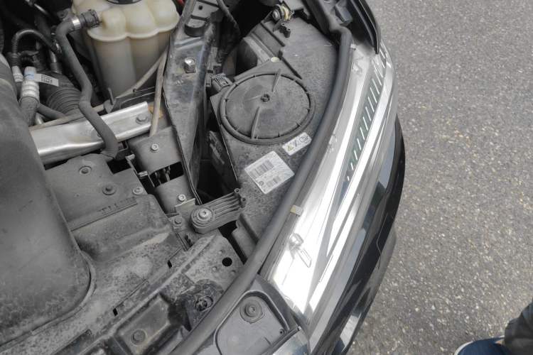 Used BMW X5 2017 xDrive35i M Sport Edition Engine Bay Left