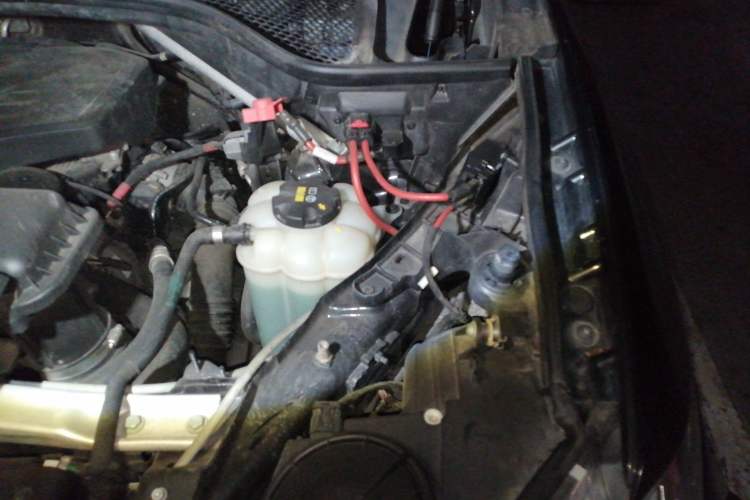 Used BMW X5 2017 xDrive28i Engine Bay Left