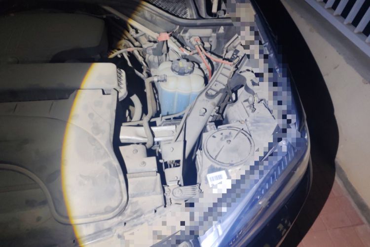 Used BMW X5 2017 xDrive28i Engine Bay Left