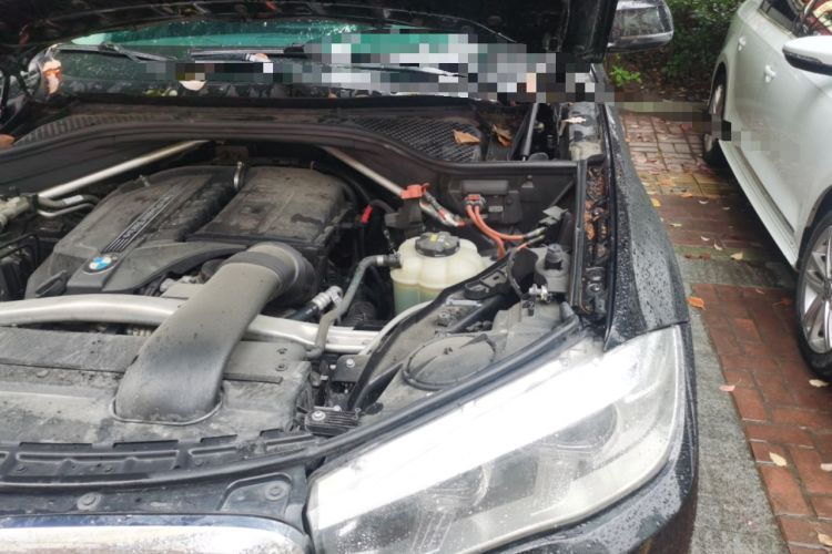 Used BMW X5 2017 xDrive35i Elegant Edition Engine Bay Left