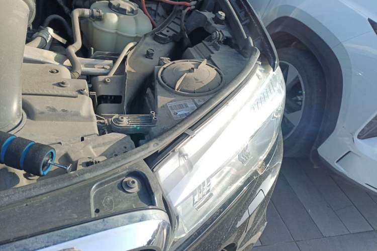 Used BMW X5 2017 xDrive35i M Sport Edition Engine Bay Left