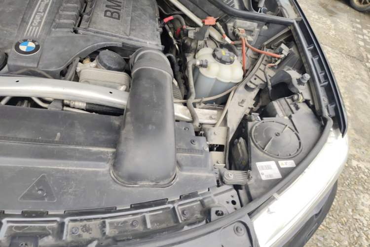 Used BMW X5 2017 xDrive35i Elegant Edition Engine Bay Left