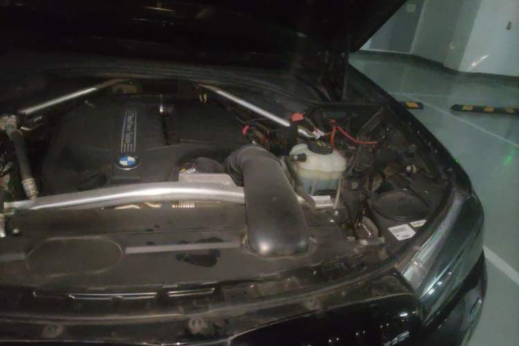 Used BMW X5 2017 xDrive35i Elegant Edition Engine Bay Left