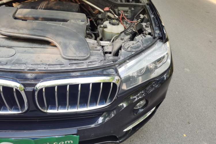 Used BMW X5 2017 xDrive28i Engine Bay Left