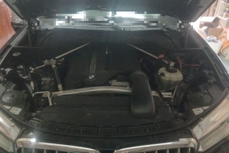 Used BMW X5 2017 xDrive35i Leading Model Engine Bay