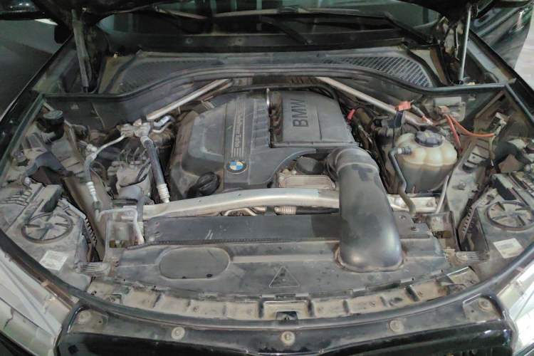 Used BMW X5 2017 xDrive35i M Sport Edition Engine Bay