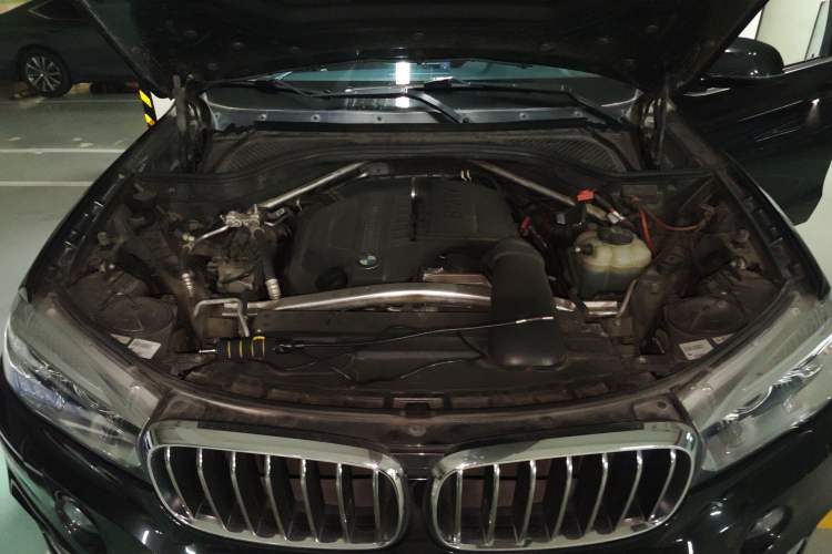 Used BMW X5 2017 xDrive35i Elegant Edition Engine Bay