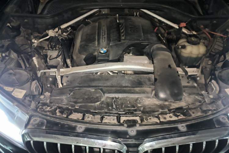 Used BMW X5 2017 xDrive35i Elegant Edition Engine Bay