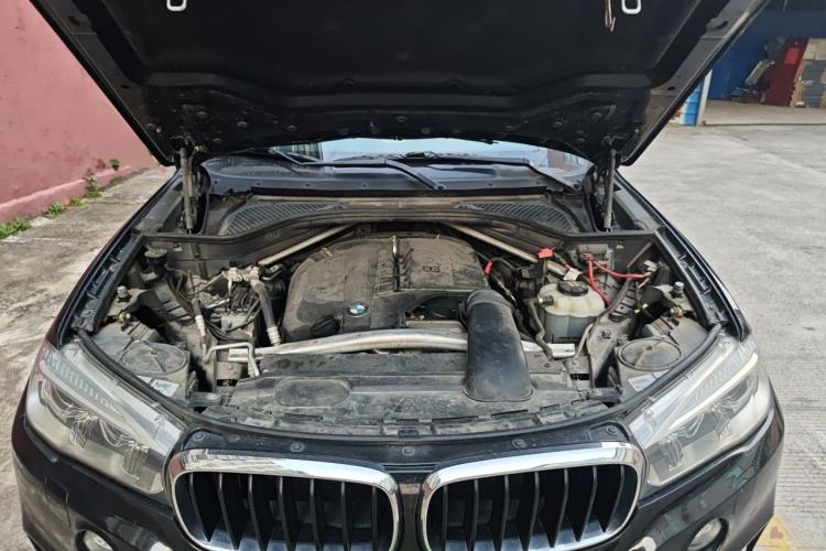 Used BMW X5 2017 xDrive35i Elegant Edition Engine Bay