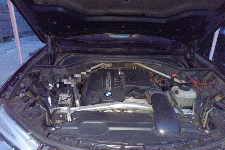 Used BMW X5 2017 xDrive35i Elegant Edition Engine Bay