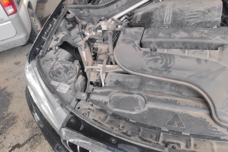 Used BMW X5 2017 xDrive28i Engine Bay Right