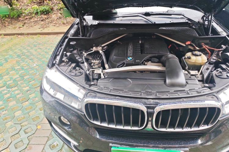 Used BMW X5  Engine Bay Right