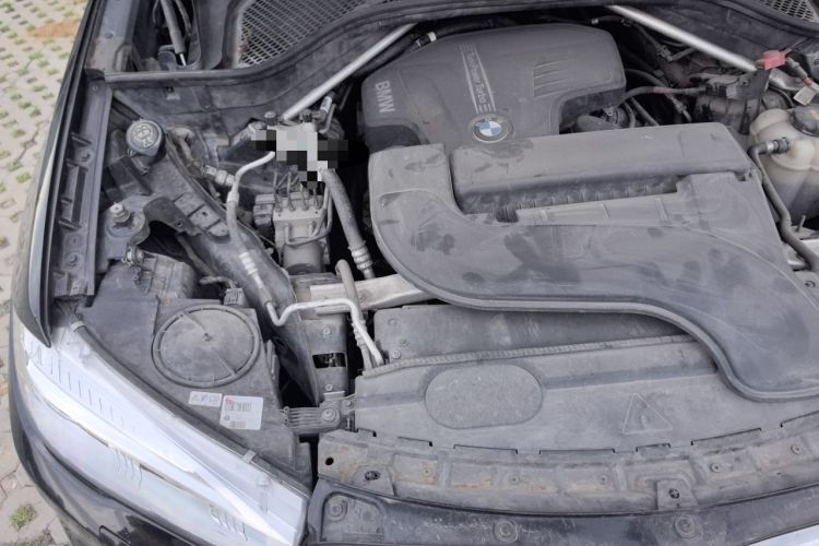 Used BMW X5 2017 xDrive28i Engine Bay Right