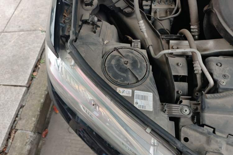 Used BMW X5 2017 xDrive28i Engine Bay Right