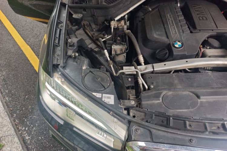 Used BMW X5 2017 xDrive35i Elegant Edition Engine Bay Right