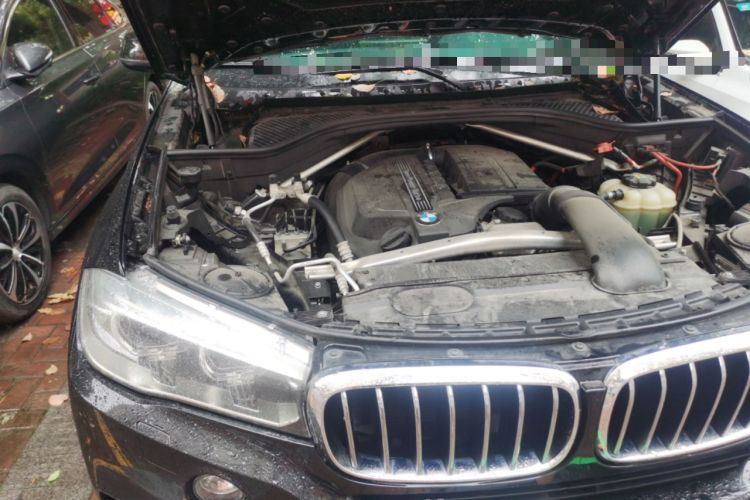 Used BMW X5 2017 xDrive35i Elegant Edition Engine Bay Right