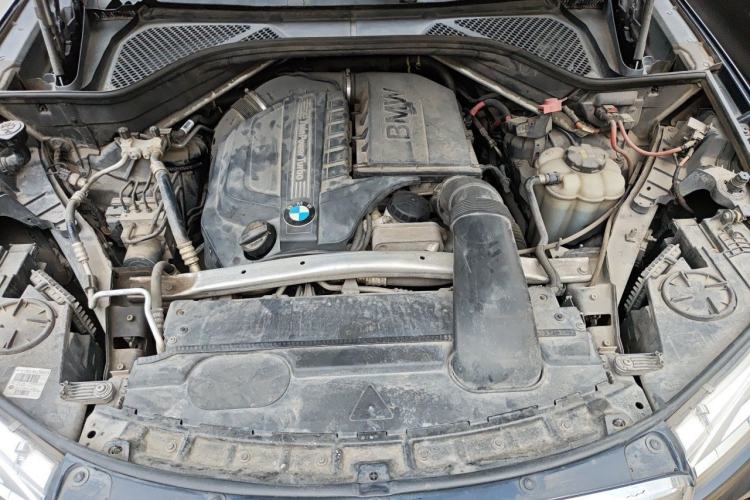 Used BMW X5 2017 xDrive35i M Sport Edition Engine Bay
