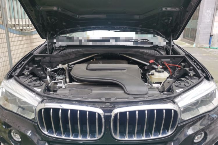 Used BMW X5 2017 xDrive28i Engine Bay
